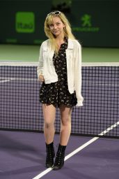Hailey Knox Performs at The 2017 Miami Open 3/24/ 2017 