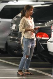 Halle Berry - Out in Beverly Hills 3/28/2017