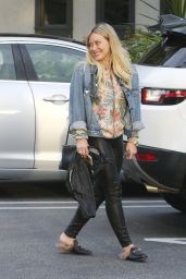 Hilary Duff Casual Style - Out for a Sushi Dinner in Beverly Hills 3/26/2017