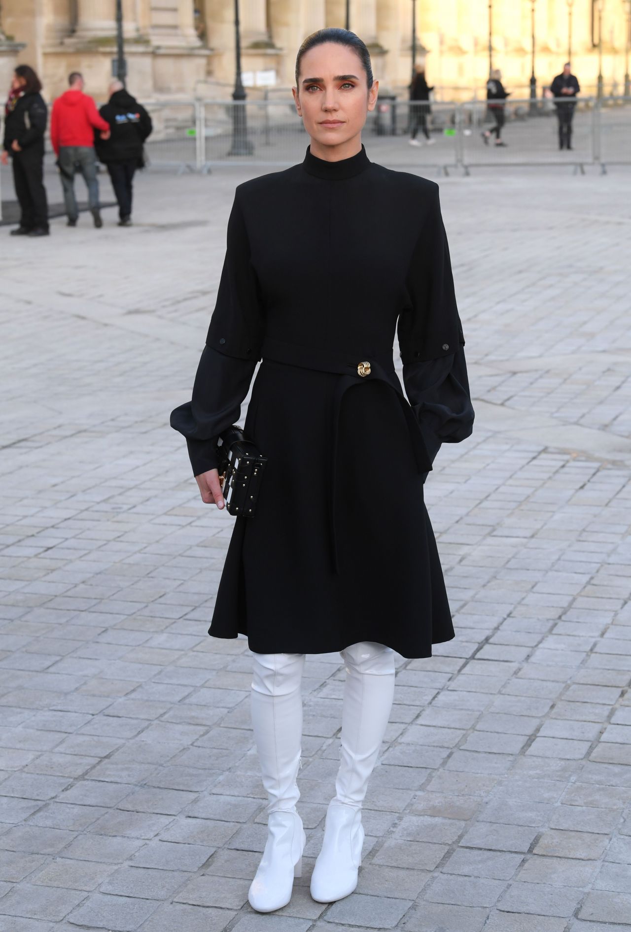 Jennifer Connelly - Louis Vuitton Show in Paris 10/04/2022 • CelebMafia