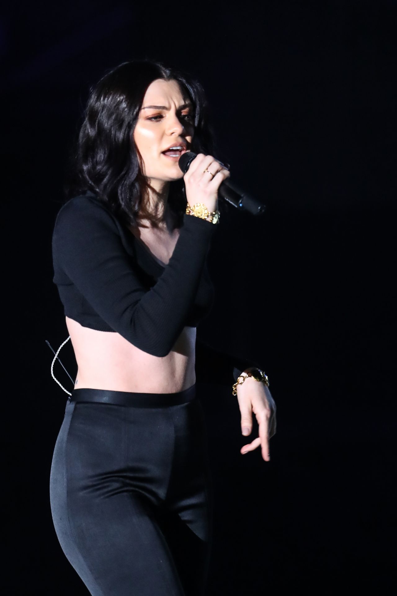 Jessie J We Day Show At Wembley Arena In London 3 22 2017 Celebmafia