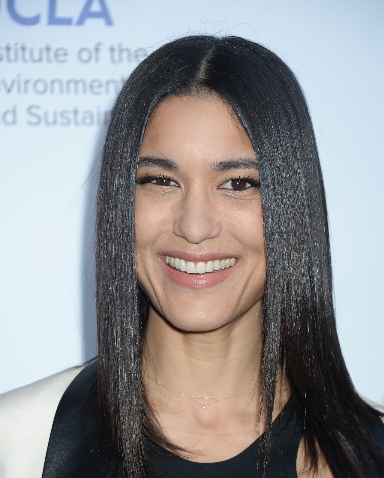 Julia Jones - UCLA Environment and Sustainability Gala in Los Angeles 3/13/...