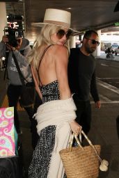 Julianne Hough - Spotted at LAX Airport in Los Angeles 3/6/ 2017