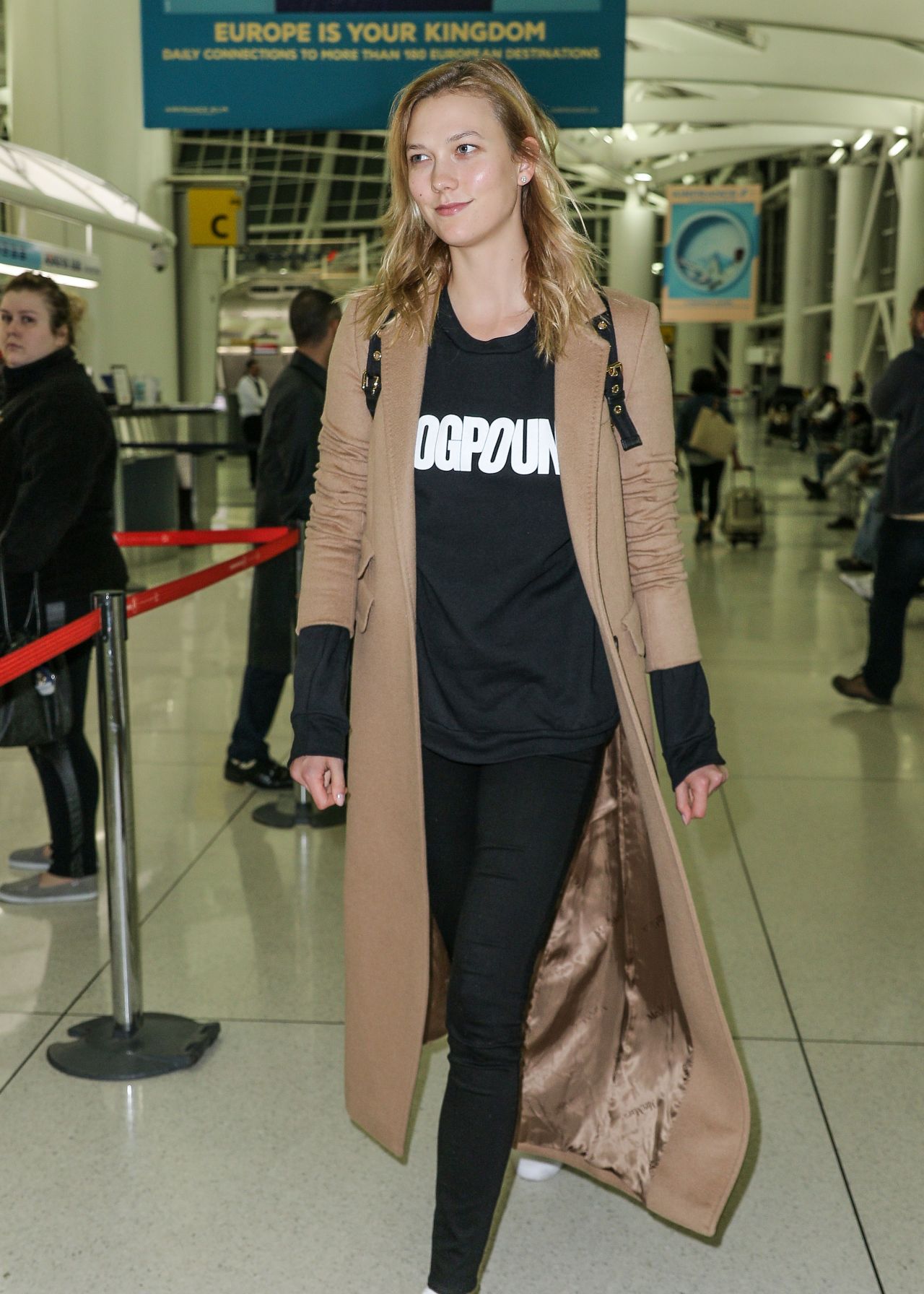 Karlie Kloss - Jets Out From JFK Airport, NYC 2/28/ 2017 • CelebMafia