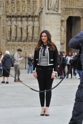 Kelly Brook Style and Fashion Inspirations - Filming in Paris 3/22/ 2017