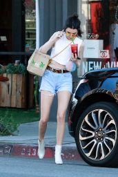 Kendall Jenner - Leaving Kreation Organic Juicery in Beverly Hills 3/9/ 2017