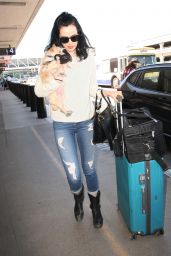 Krysten Ritter - Jets Out of LAX in Los Angeles 3/29/2017