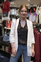 Laura Escanes - Presents a New Collection of Clothes in the El Corte Inglés Shopping Center Castellana, Spain 3/26/2017