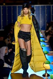 Lily Donaldson - Fenty Puma by Rihanna Show Runway on Paris Fashion Week, March 2017