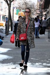 Nicky Hilton Rothschild - Running Errands in Downtown, Manhattan 3/21/ 2017