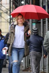 Olivia Wilde - "LIFE ITSELF" Filming Set in Manhattan