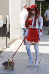 Phoebe Price Takes Her Dog Shopping in Beverly Hills 3/29/2017