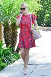 Reese Witherspoon Casual Chic Outfit - Goes to Kinara Spa in West Hollywood 3/8/ 2017