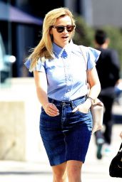 Reese Witherspoon - Lunches in West Hollywood 3/8/ 2017