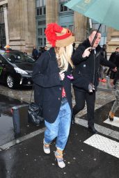 Rita Ora - Arrives at Gare du Nord Station in Paris 3/4/ 2017