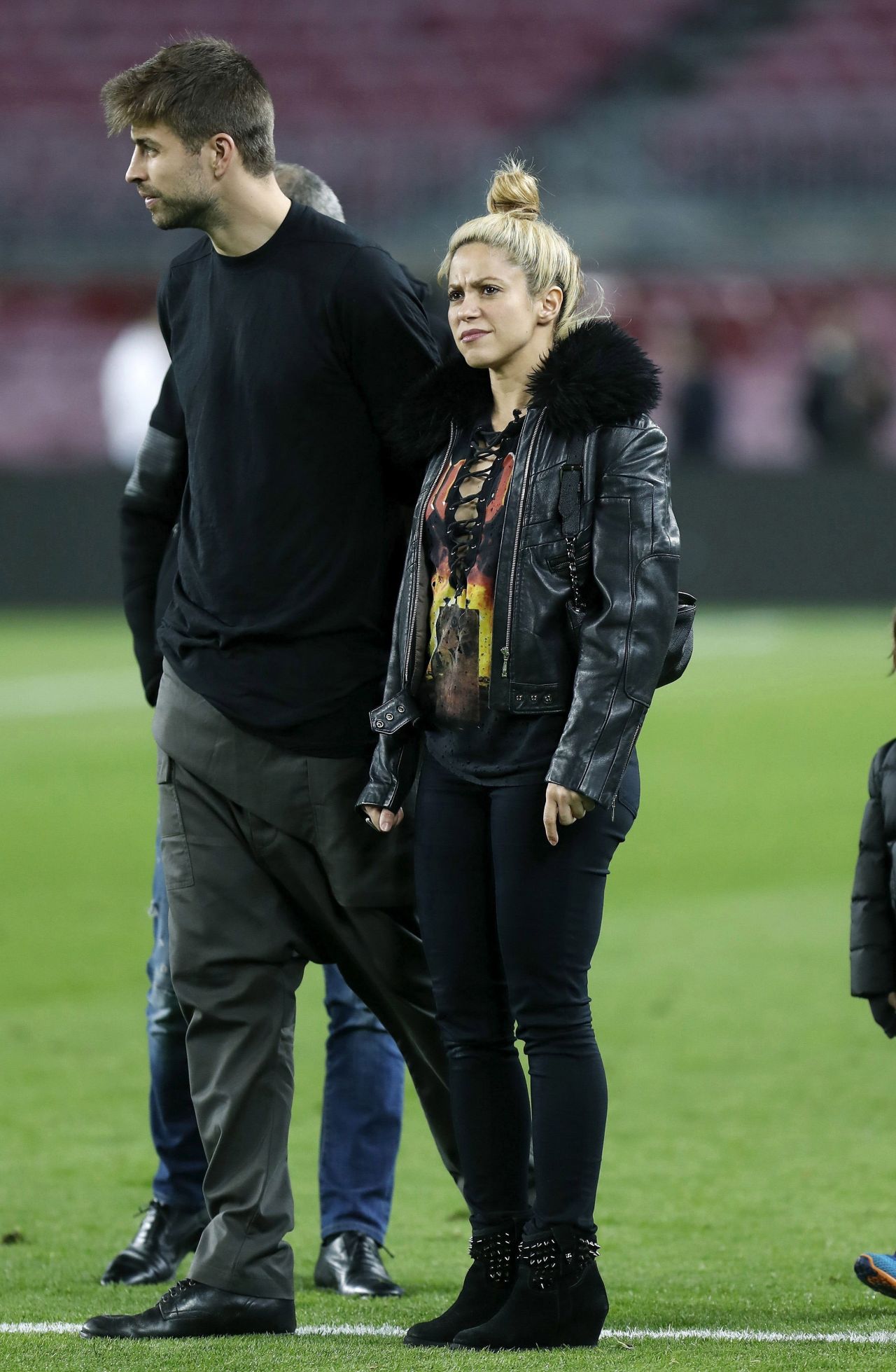 Shakira At Camp Nou Stadium With Her Husband Gerard Pique In Barcelona 3 8 2017 Celebmafia