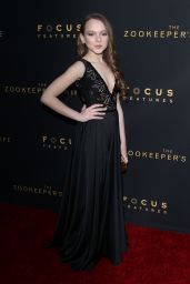 Shira Haas on Red Carpet - "The Zookeeper