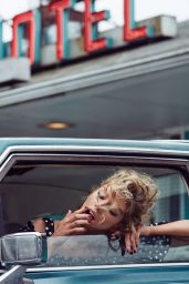 Stella Maxwell - Vogue Turkey March 2017 Photos
