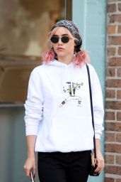 Suki Waterhouse in Casual Attire - New Orleans 3/13/ 2017