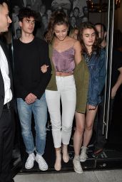 Taylor Hill - Leaves Catch LA With Her Brother and Sister 3/28/2017