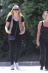 Amanda Bynes - Hike in North Hollywood 4/20/2017