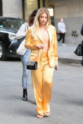 Ashley Benson Chic Style - Leaving an Office Building in NYC 4/17/2017