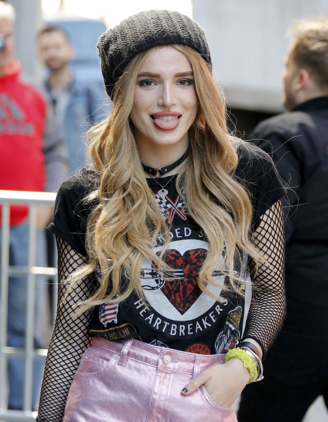 Bella Thorne Fashion