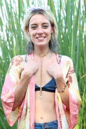 Chloe Norgaard – REVOLVE Festival Day 2 at Coachella in Palm Springs 4/16/2017