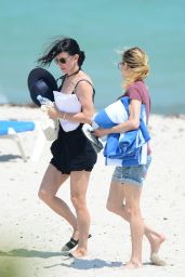 Courteney Cox in Bikini - Miami Beach, March 2017