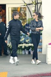 Eleanor Calder and Louis Tomlinson - Leaving Bristol Farms Supermarket in West Hollywood 4/10/2017