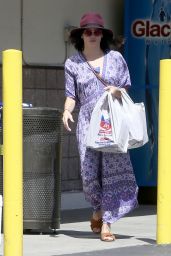 Jenna Dewan Shopping at Whole Foods Market in Studio City 4/15/2017