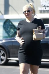 Jenna Jameson - Out at Lunch in West Hollywood 4/2/2017