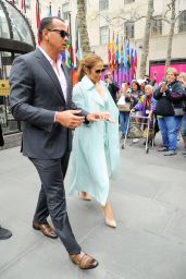 Jennifer Lopez - Out in New York 04/24/2017
