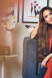 Jessica Alba - Newest Office for The Honest Company "Architectural Digest" 2017