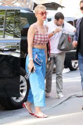 Katy Perry Looking Fashionable - Hading to the Studio in New York City 04/28/2017