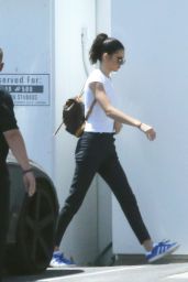 Kendall Jenner in Skintight Black Pants - LA 04/24/2017