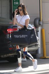 Kendall Jenner - Shopping in LA 4/17/2017