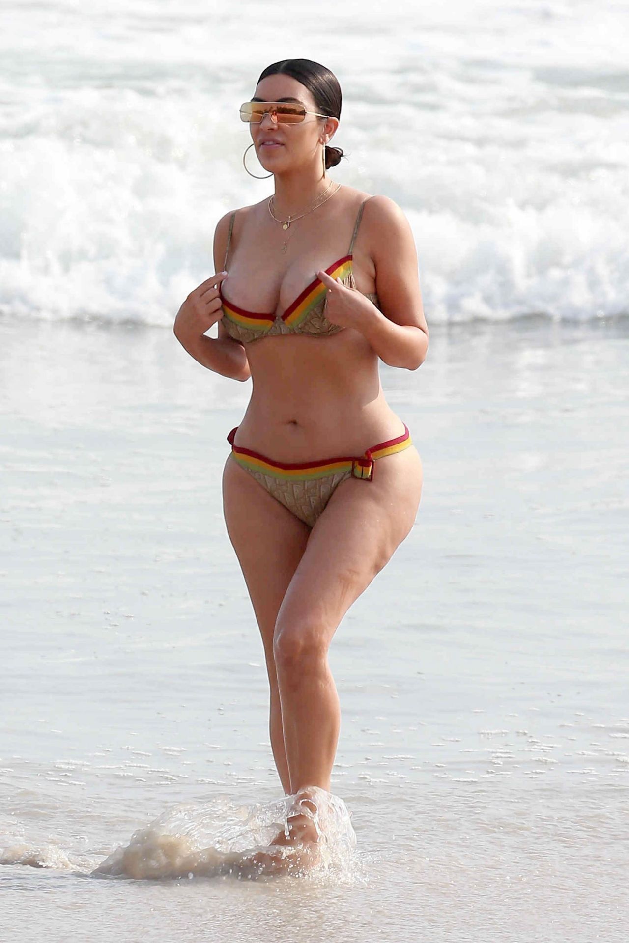 beach instagram kim kardashian