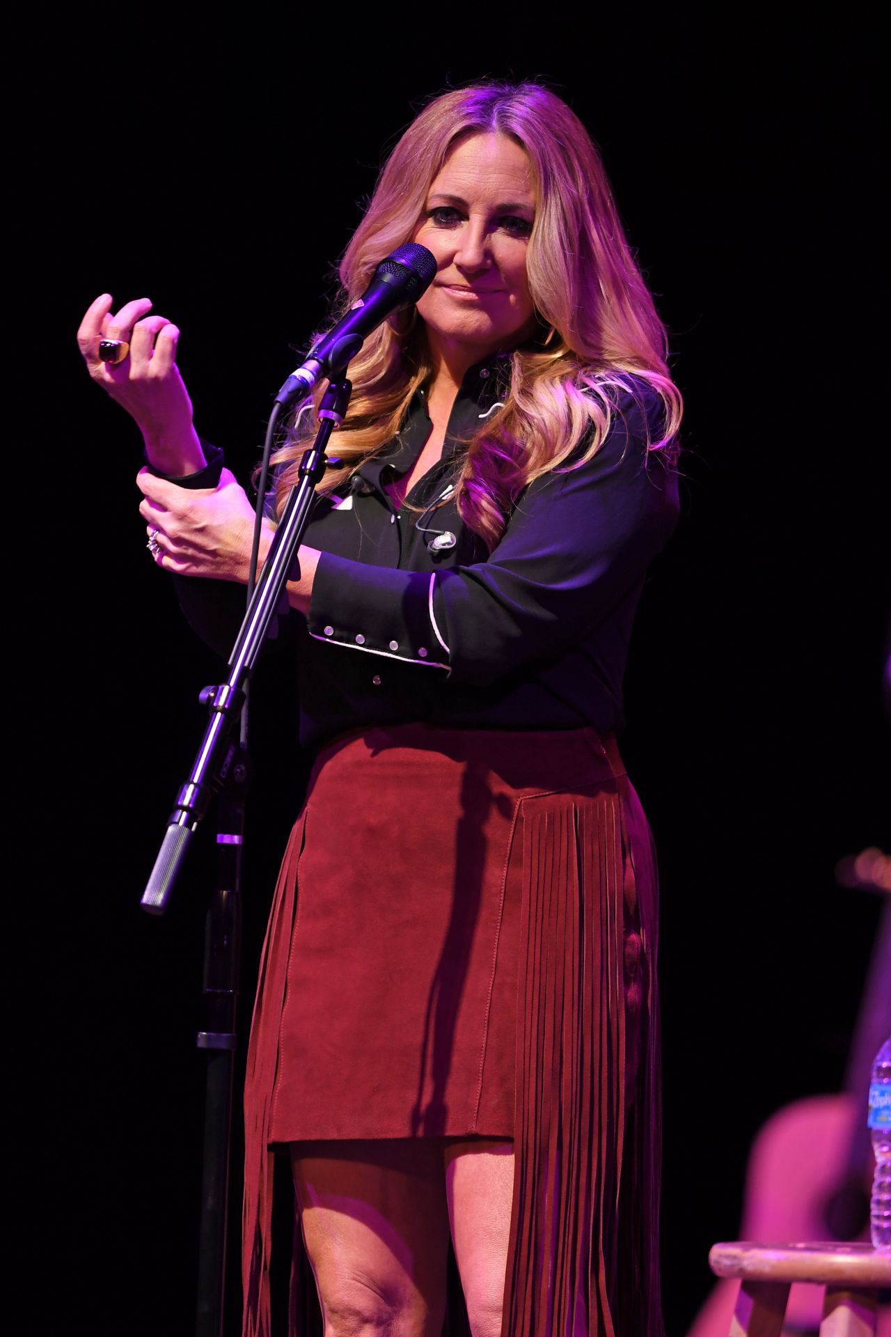 Lee Ann Womack Performs at The Broward Center in Fort Lauderdale 4/9/2017