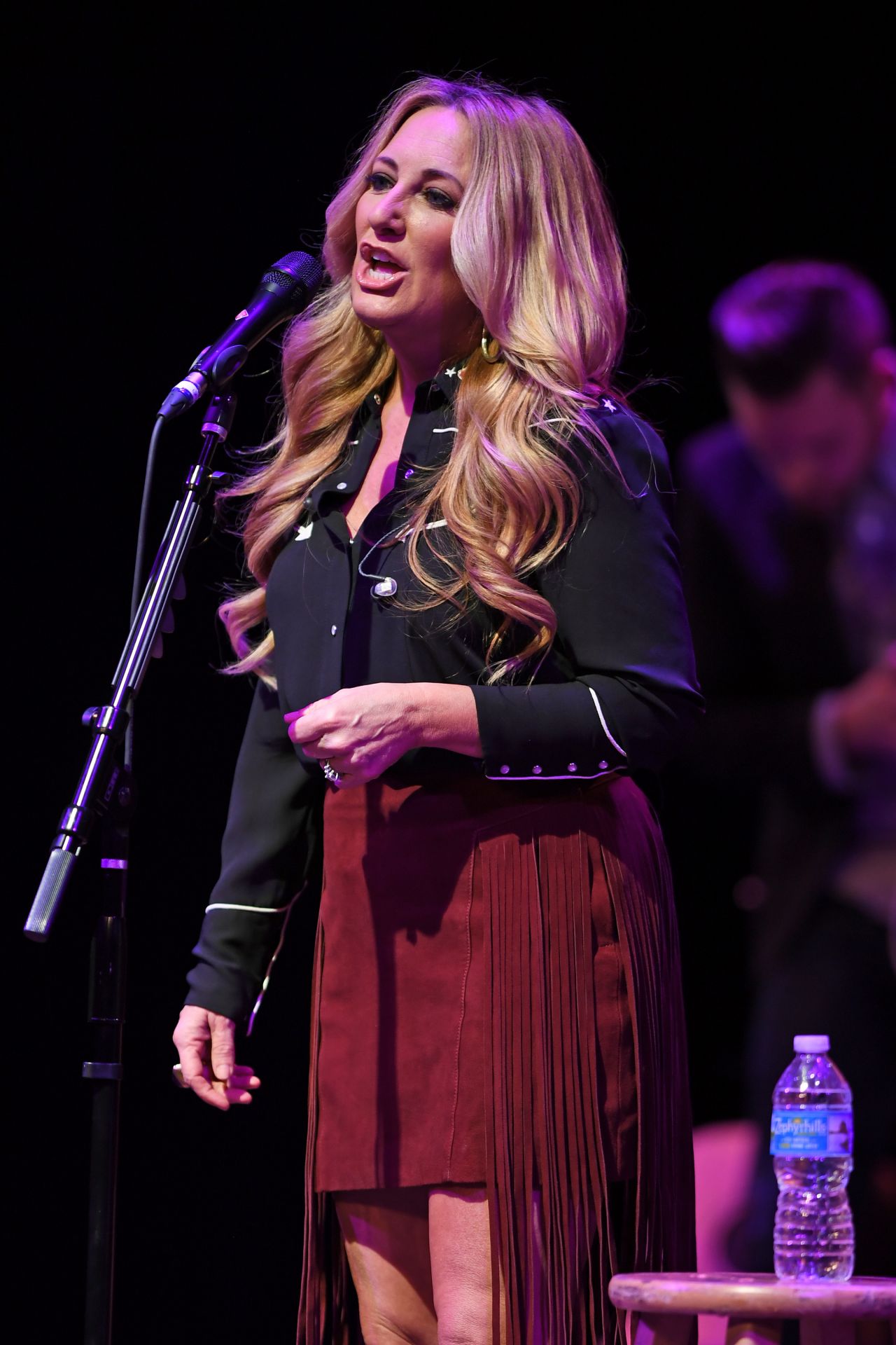 Lee Ann Womack Performs at The Broward Center in Fort Lauderdale 4/9 ...