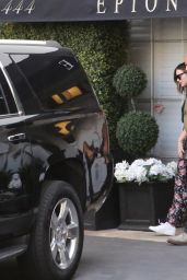 Miranda Kerr - Leaving Epione Salon in Los Angeles 4/7/2017