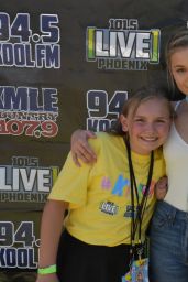 Olivia Holt - Meet & Greet at LIVE 101.5 PRESENTS #KIDTOPIA! Festival in Phoenix 4/22/2017
