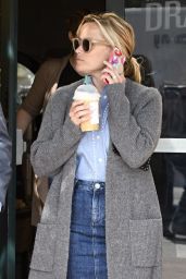 Reese Witherspoon Spring Style - Leaving Starbucks in LA 4/7/2017 