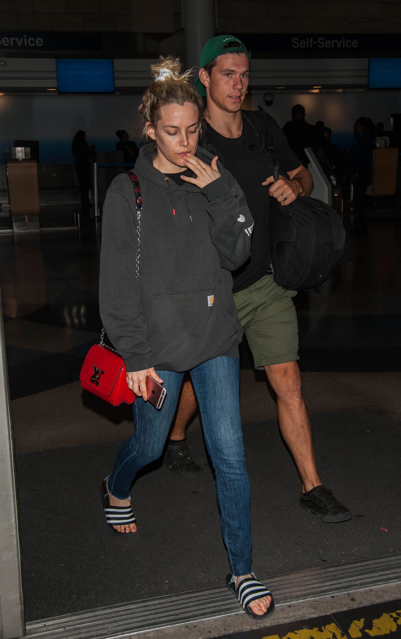 Riley Keough and Her Husband Ben Smith-Petersen at LAX in LA 4/10/2017 ...