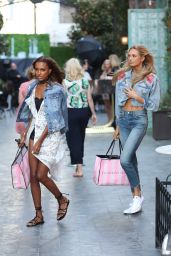 Romee Strijd & Jasmine Tookes Casual Chic Outfit - Film a press shoot for Victoria