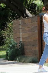 Selena Gomez Street Style - Arrives at a Studio in Los Angeles 04/26/2017 