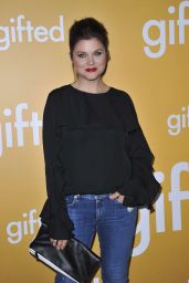 Tiffani Thiessen - "Gifted" Premiere in Los Angeles