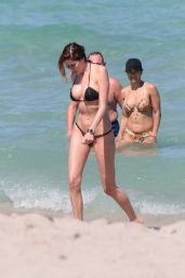 Aida Yespica Bikini Photos - Beach in Miami, May 2017