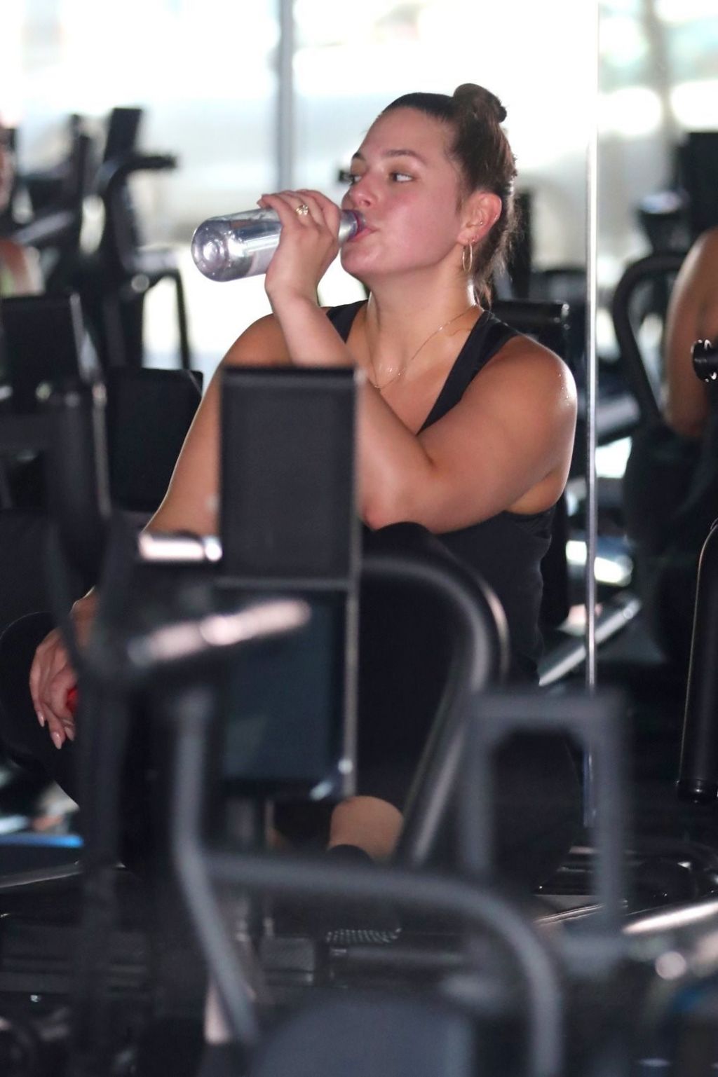 Ashley Graham Gets a Sweaty Workout in Los Angeles 05/24/2017