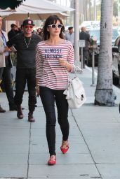 Camilla Belle Street Fashion - Shopping in Beverly Hills 05/12/2017